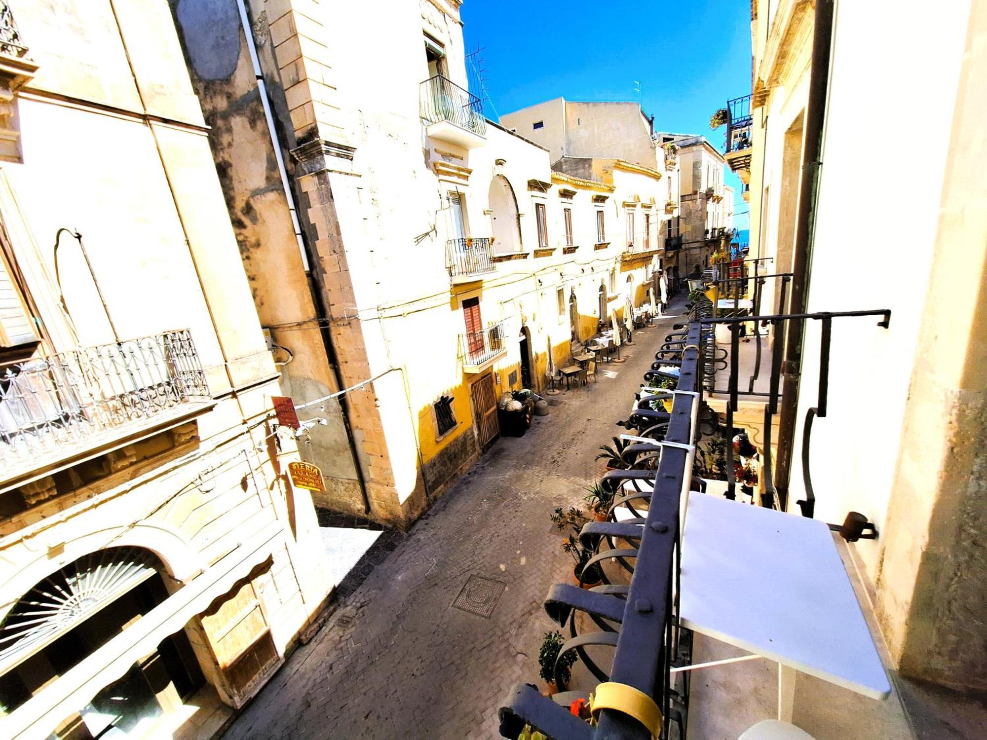 Casa Aretusa - Ortigia Holidays シラクーサ エクステリア 写真