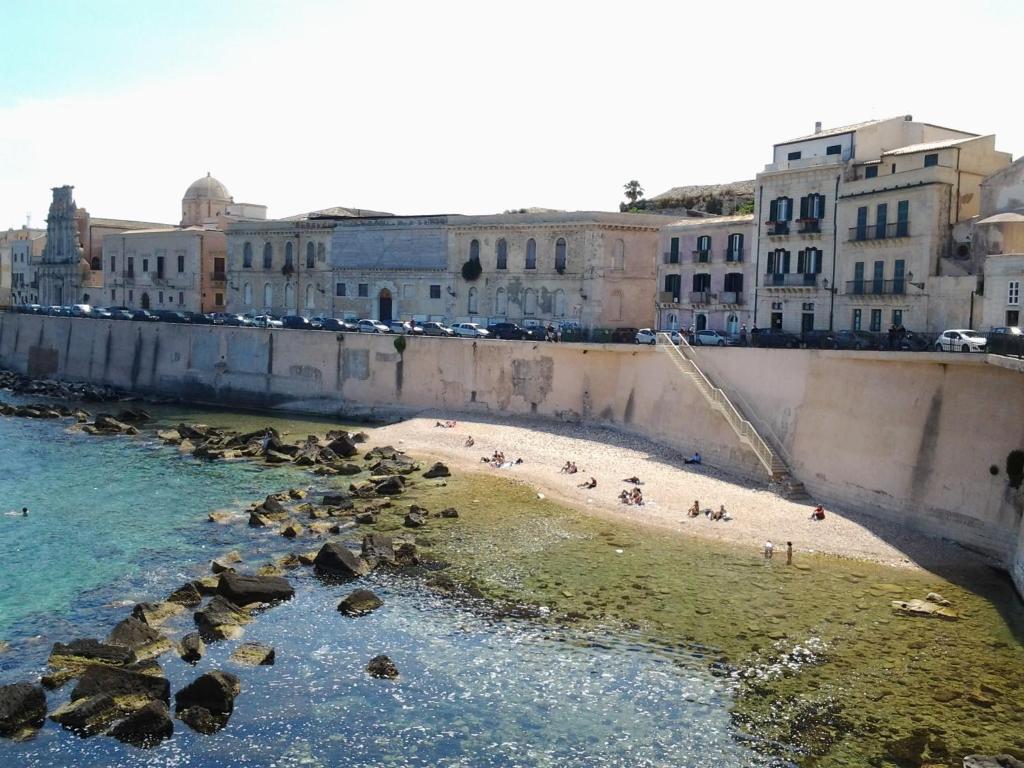 Casa Aretusa - Ortigia Holidays シラクーサ エクステリア 写真